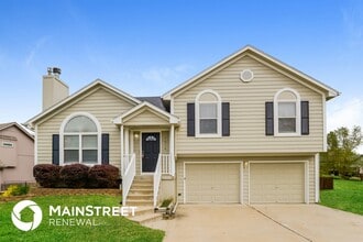 Building Photo - 1014 Hawthorne Dr
