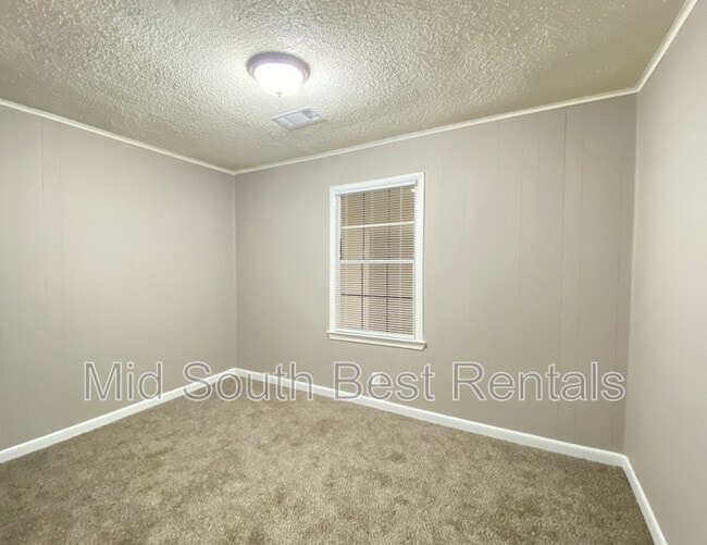 Building Photo - 4413 Zion St