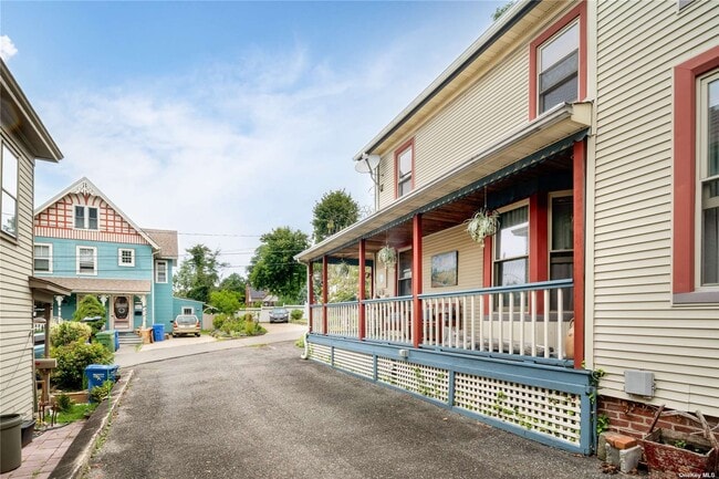Building Photo - 108 Vineyard Pl