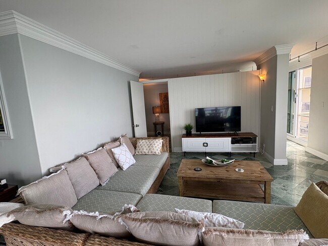 Foto del edificio - Tropic Seas #708- Elegant Gold Coast livin...