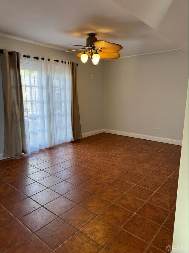 Foto del edificio - 41 Fanwood Dr