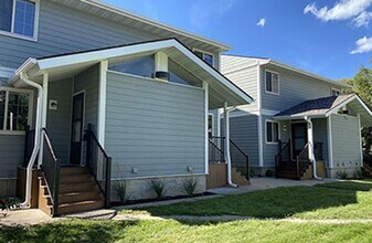 Building Photo - 1087 18th Ave SE