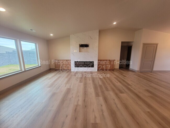 Foto del edificio - 10509 Silverbright Dr