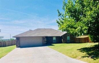 Building Photo - 3 S Covey St