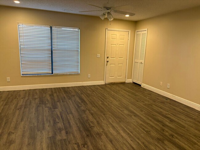 Foto del edificio - 2 Bedroom 2 Bathroom in St Cloud