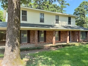 Building Photo - 3316 Pines Rd