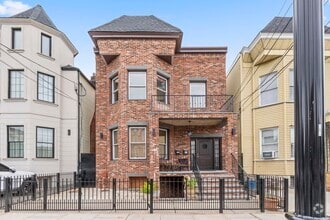 Building Photo - 2507 Palisade Ave