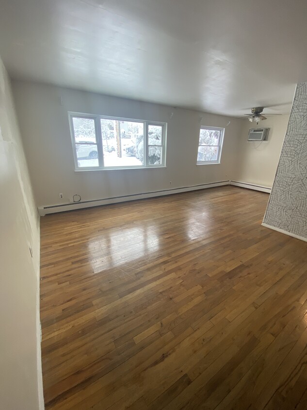 Foto principal - 29 N Goodwin Ave