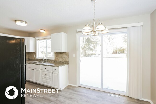 Foto del edificio - 9306 Fairwood Dr