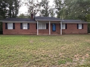 Building Photo - 774 High Shoals Rd