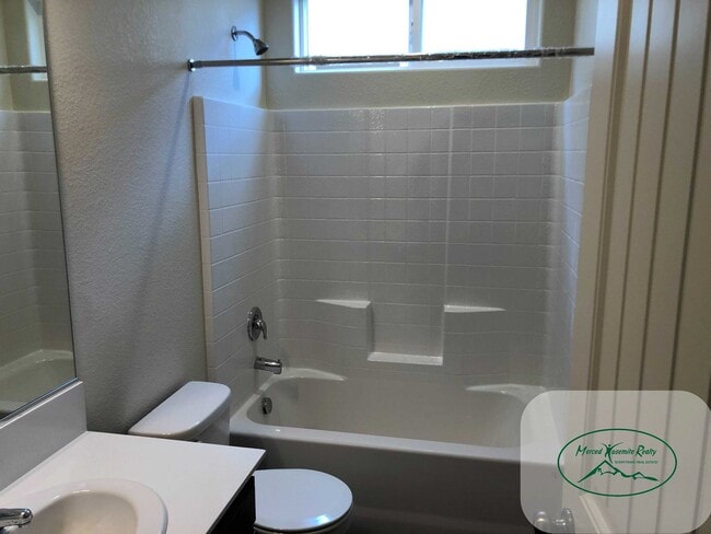 Building Photo - Appointment Only Do Not Disturb Occupants....