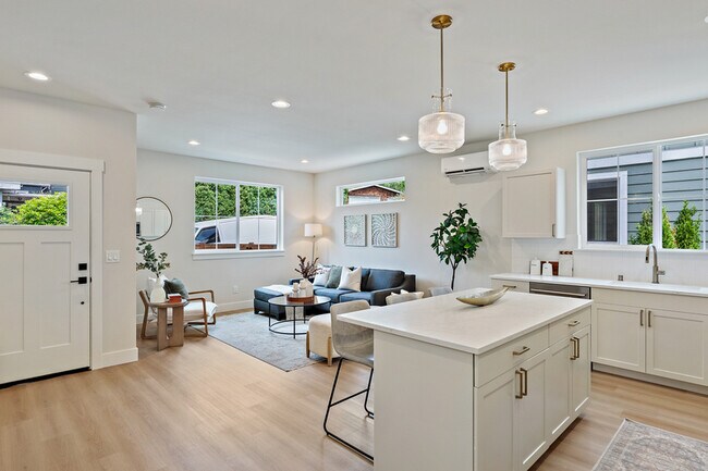 Building Photo - 4144 3rd Ave NW