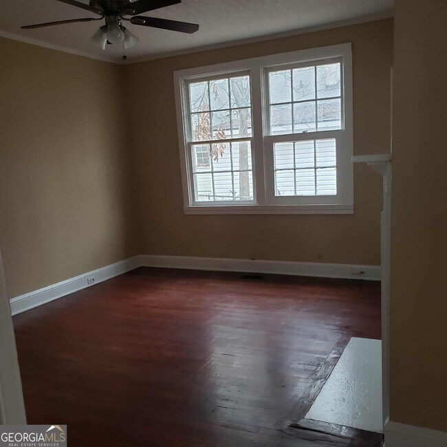 Foto del edificio - 491 Clearwater St