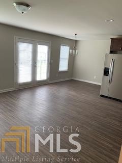 Foto del edificio - 100 Chandler Cir