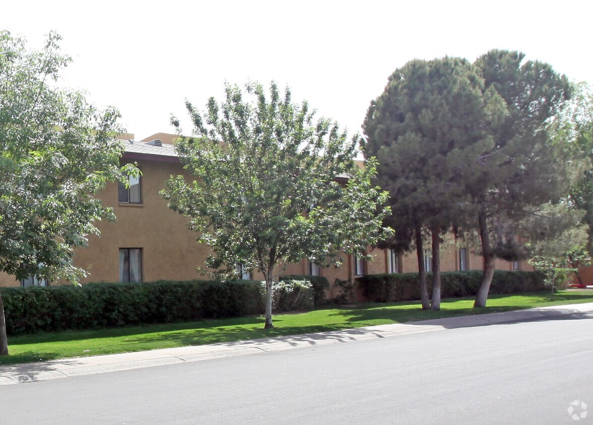 Foto principal - Desert Willow Apartments