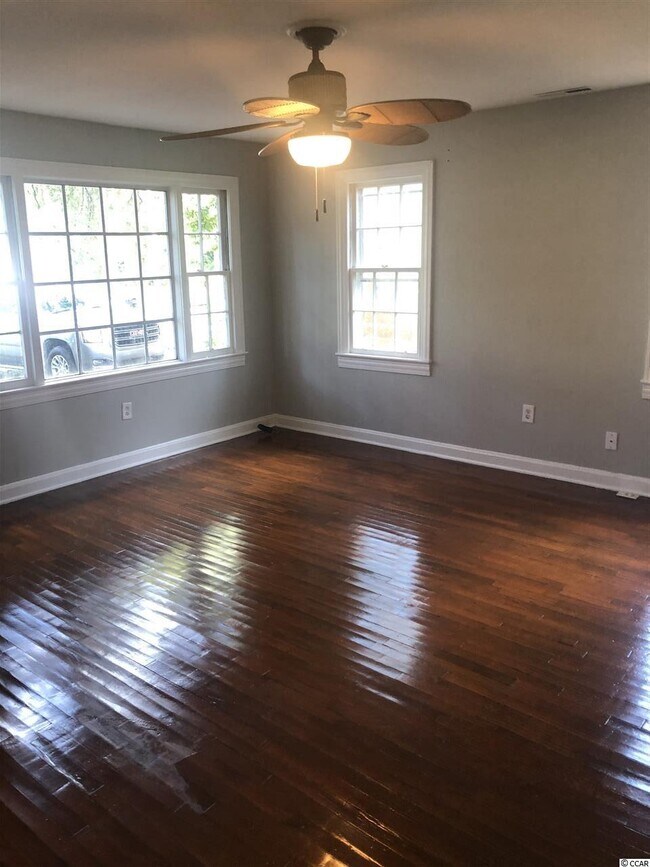 2407 S Island Rd, SC 29440 House Rental in SC