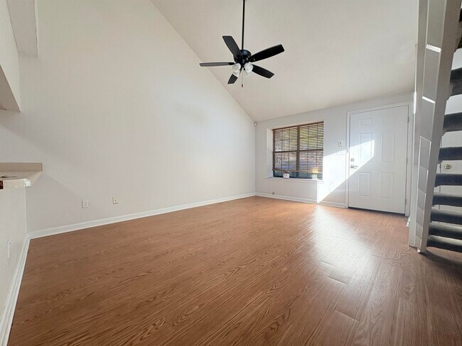 Foto del edificio - 2330 Brynmahr Dr