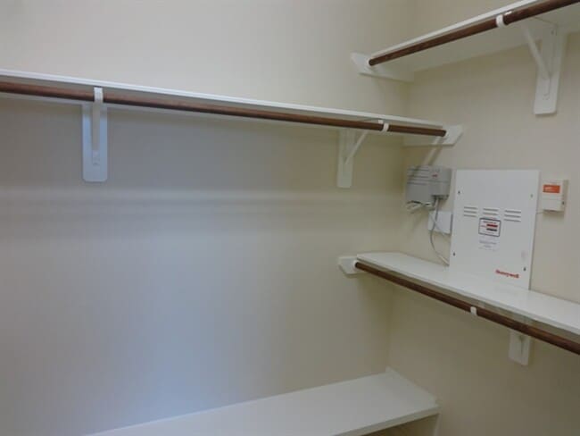 Building Photo - 16927 Jelly Park Stone Dr