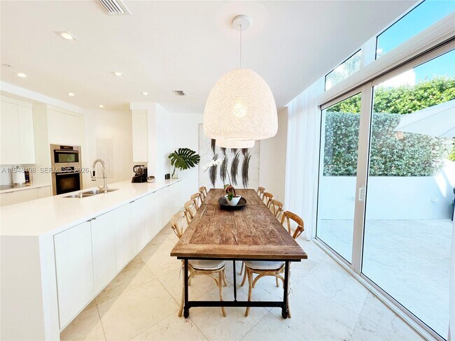 Building Photo - 50 South Pointe Dr