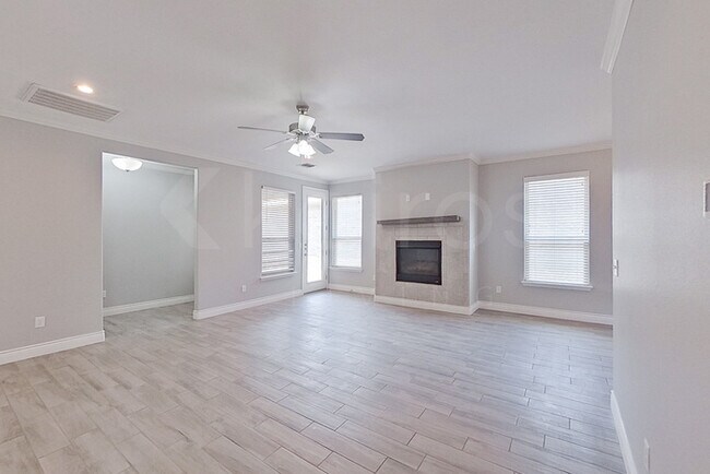 Foto del edificio - 7410 Nick St