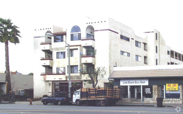 Foto del edificio - 4205 E Anaheim St