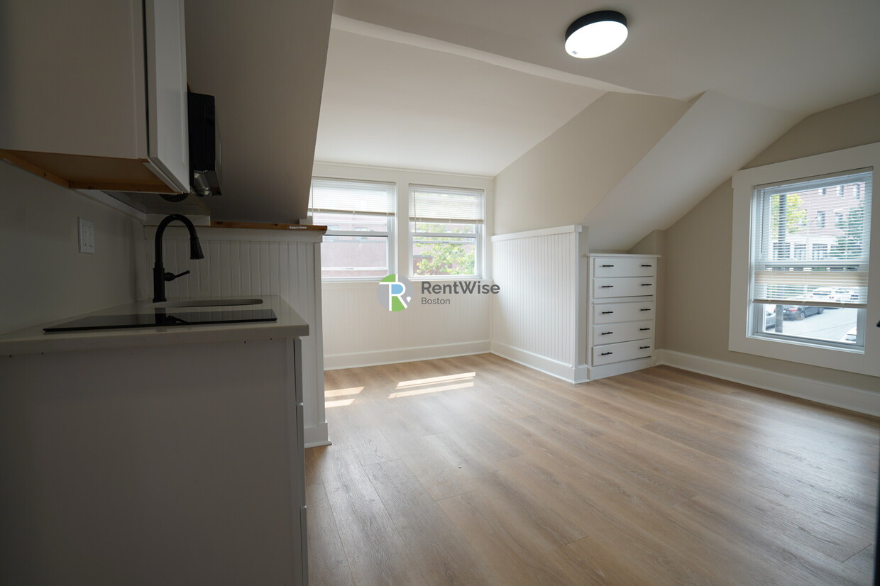 Foto principal - 142 Dorchester St