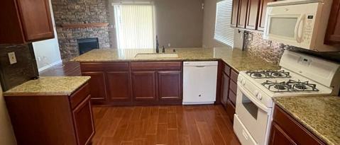 Foto del edificio - 12325 Mezzadro Ave