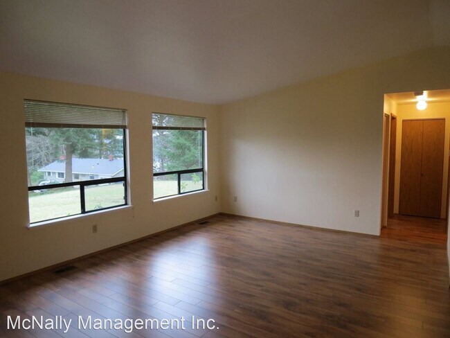 Building Photo - 2 br, 2.5 bath House - 2116 62nd Ave NW