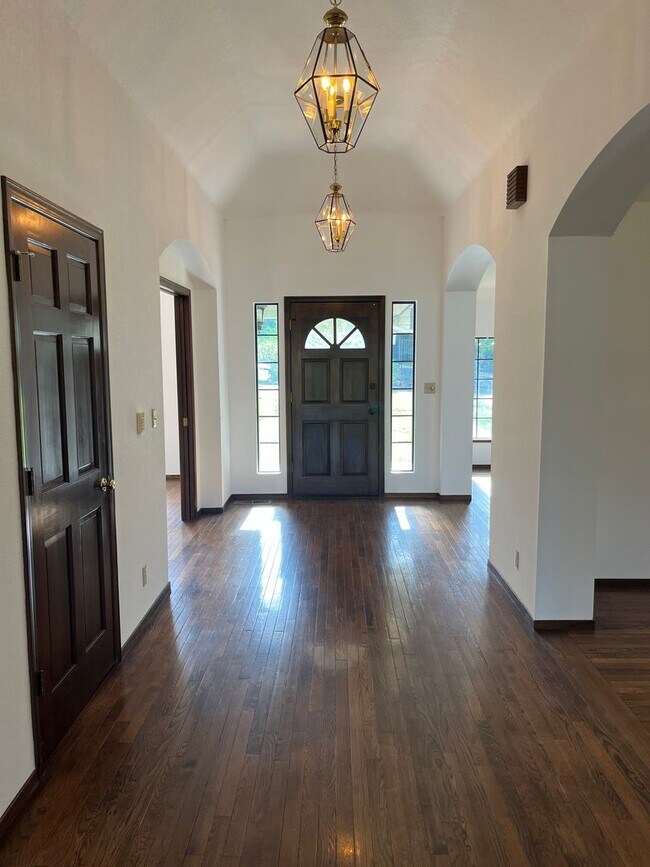 Foto del edificio - Private Mt. Hamilton Estate-Style Home on ¾ Acre with Expansive Grounds!