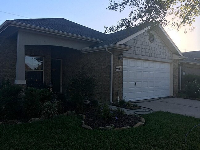 Building Photo - 10914 Overland Trail Dr