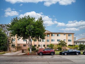 Building Photo - 315 N Louise St