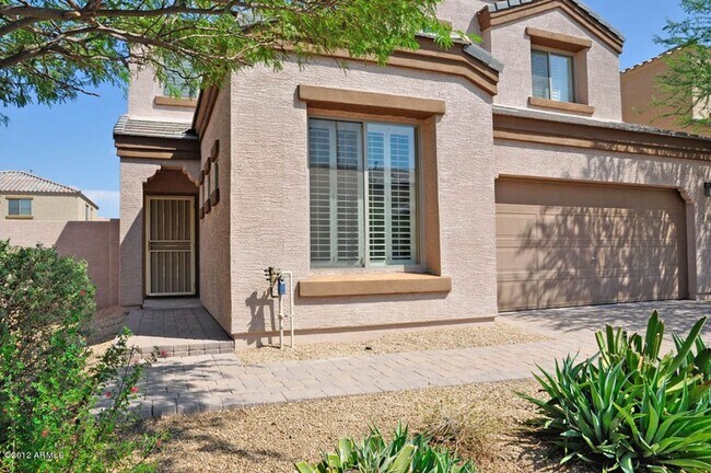 Foto del edificio - Charming 4 Bed 3 Bath Home in Norterra Area