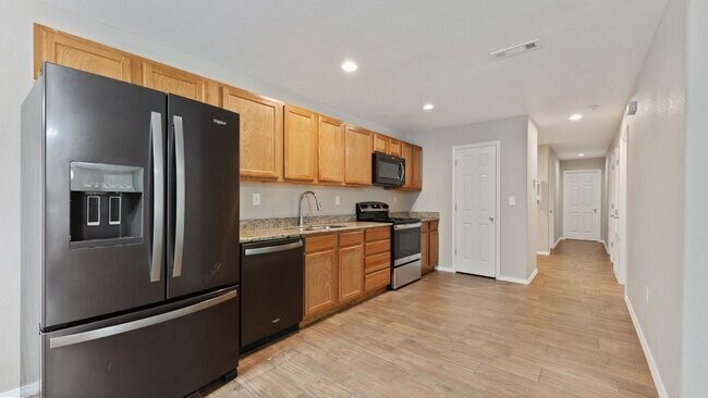 Photo - "Spacious 3-Bedroom Duplex in Prime Spring... Apartment