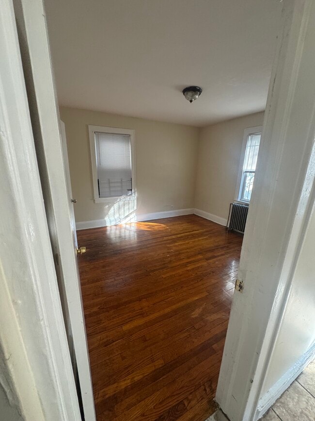 Building Photo - 55 Bostwick Ave