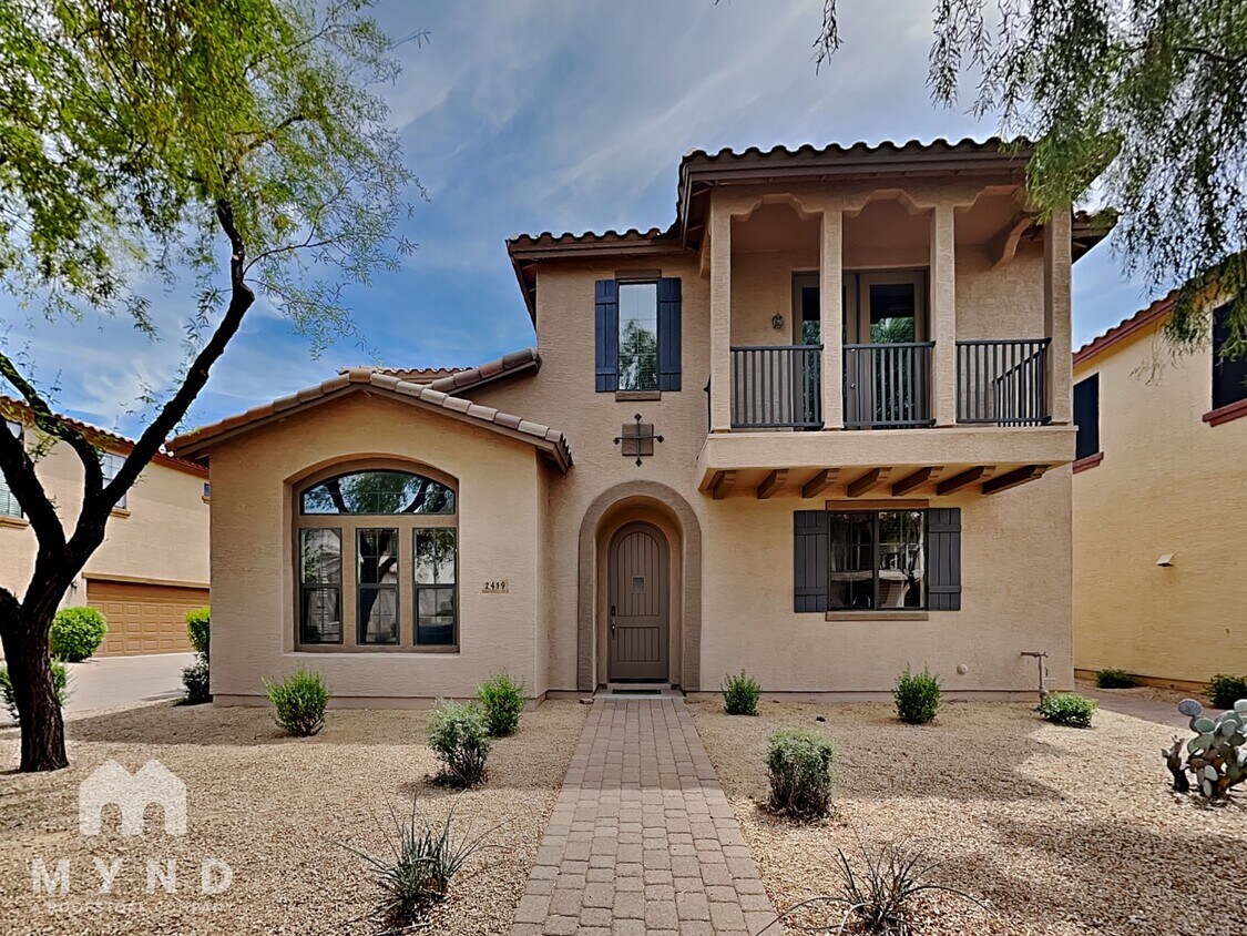 Primary Photo - 2419 W Dusty Wren Dr