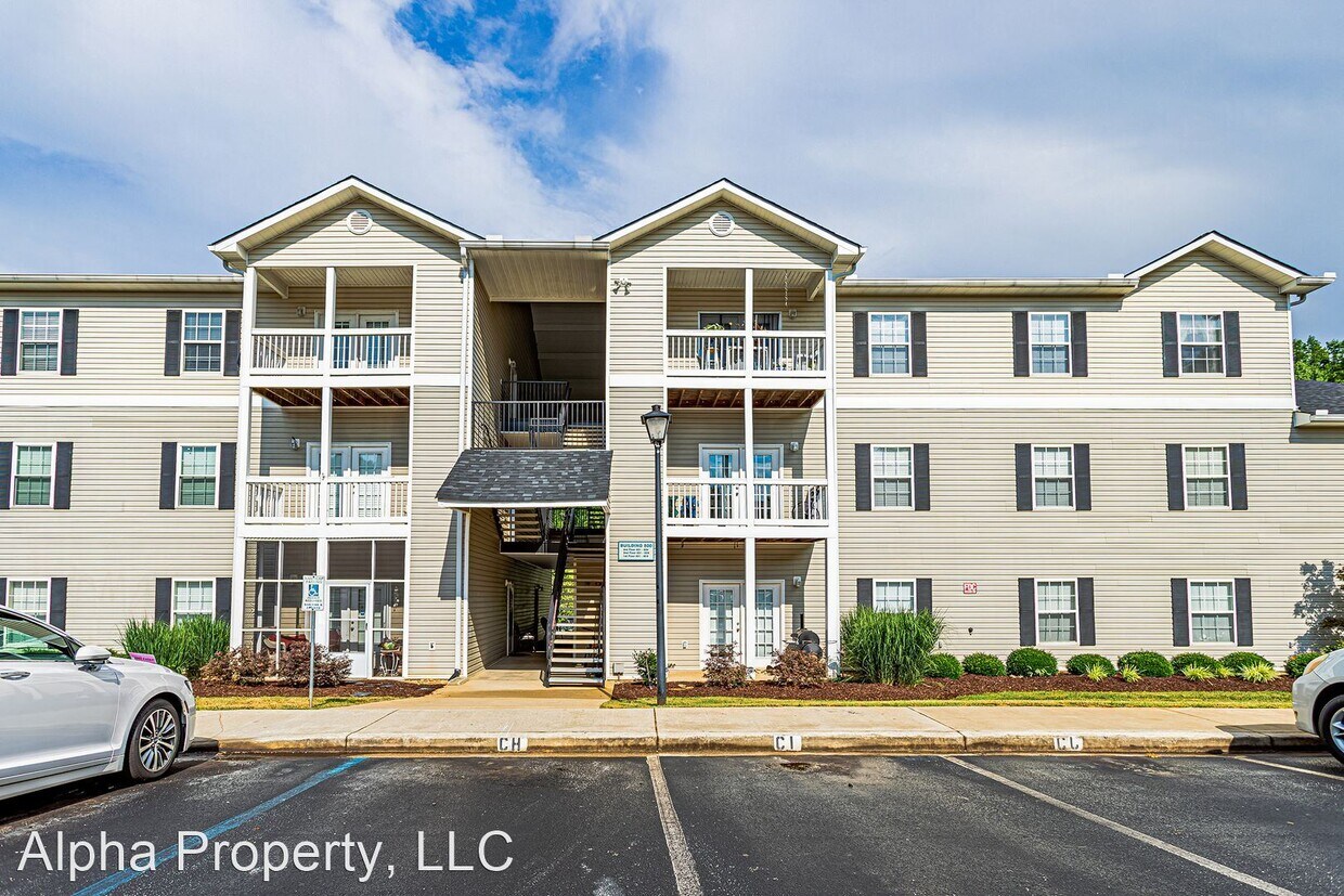 Primary Photo - 3 br, 2 bath House - 531 McKenna Cir