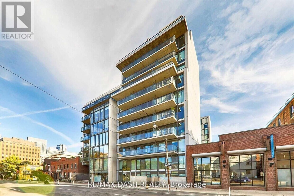 Photo principale - 560-560 King St W