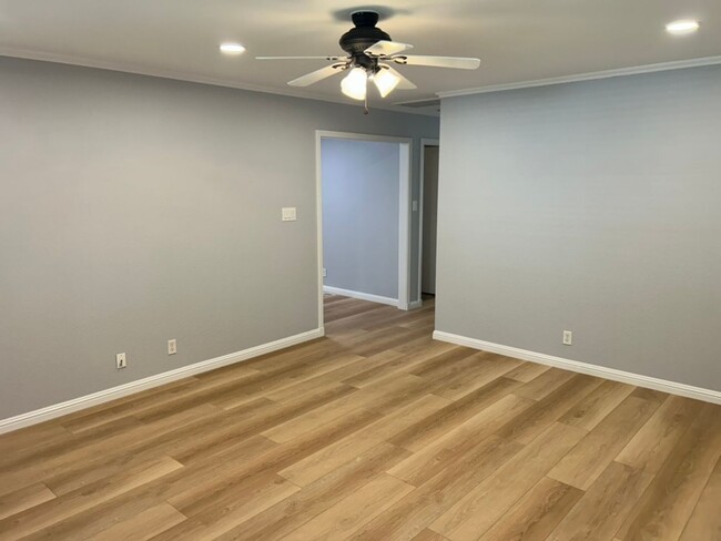 Building Photo - Newly Renovated 3 Bed 2 Bath Antioch Home