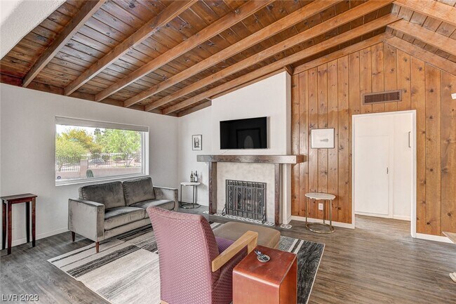 Foto del edificio - 1312 S 15th St