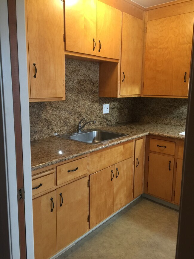 Kitchen - 1301 45th Ave