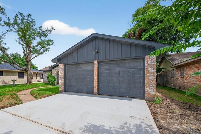 Foto del edificio - 7635 Dawnridge Dr