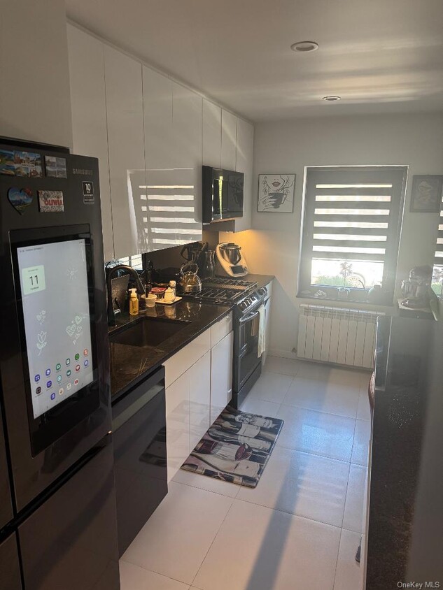 Foto del edificio - 61-28 70th St