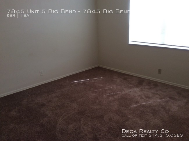 Foto del edificio - 2 Bedroom Apartment in Webster Groves