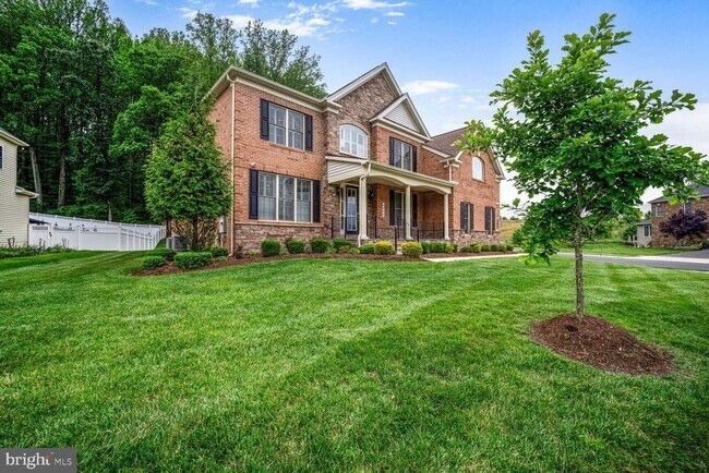Foto del edificio - 4804 Bridle Ridge Rd