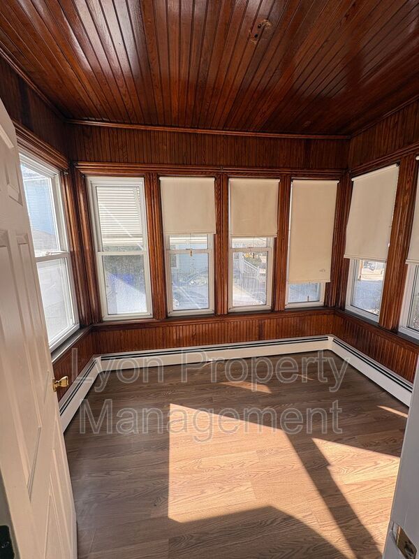 Foto del edificio - 120 Summit St