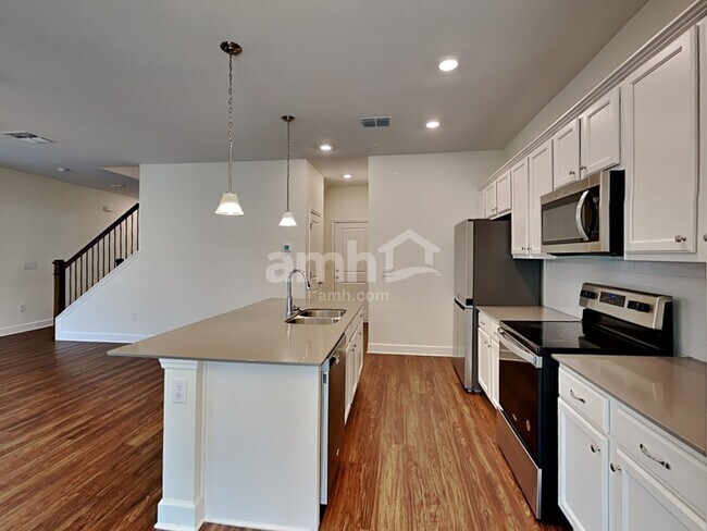 Foto del edificio - 29574 Cedar Waxwing Dr