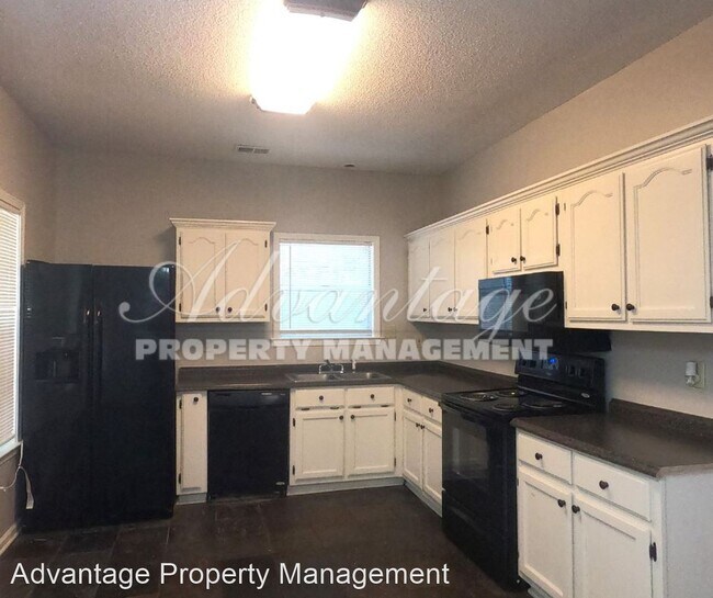 Building Photo - 4 br, 2.5 bath House - 8644 Chris Suzanne ...