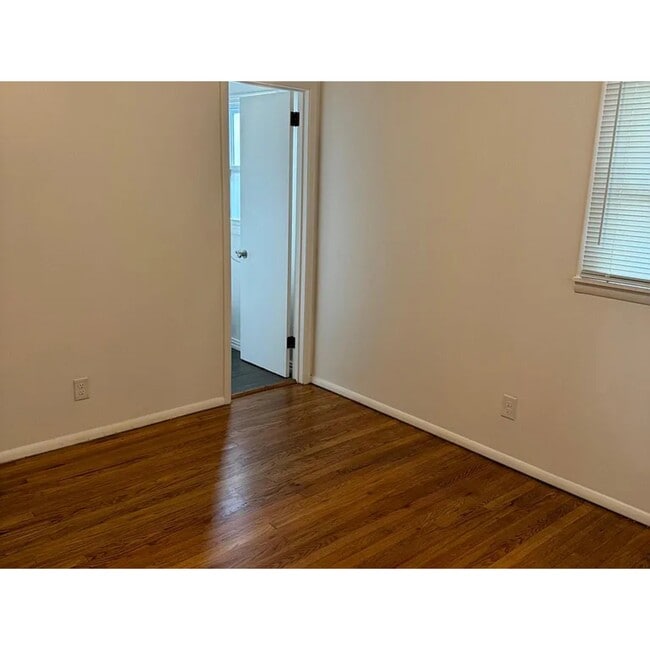 Building Photo - 1105 Callahan St