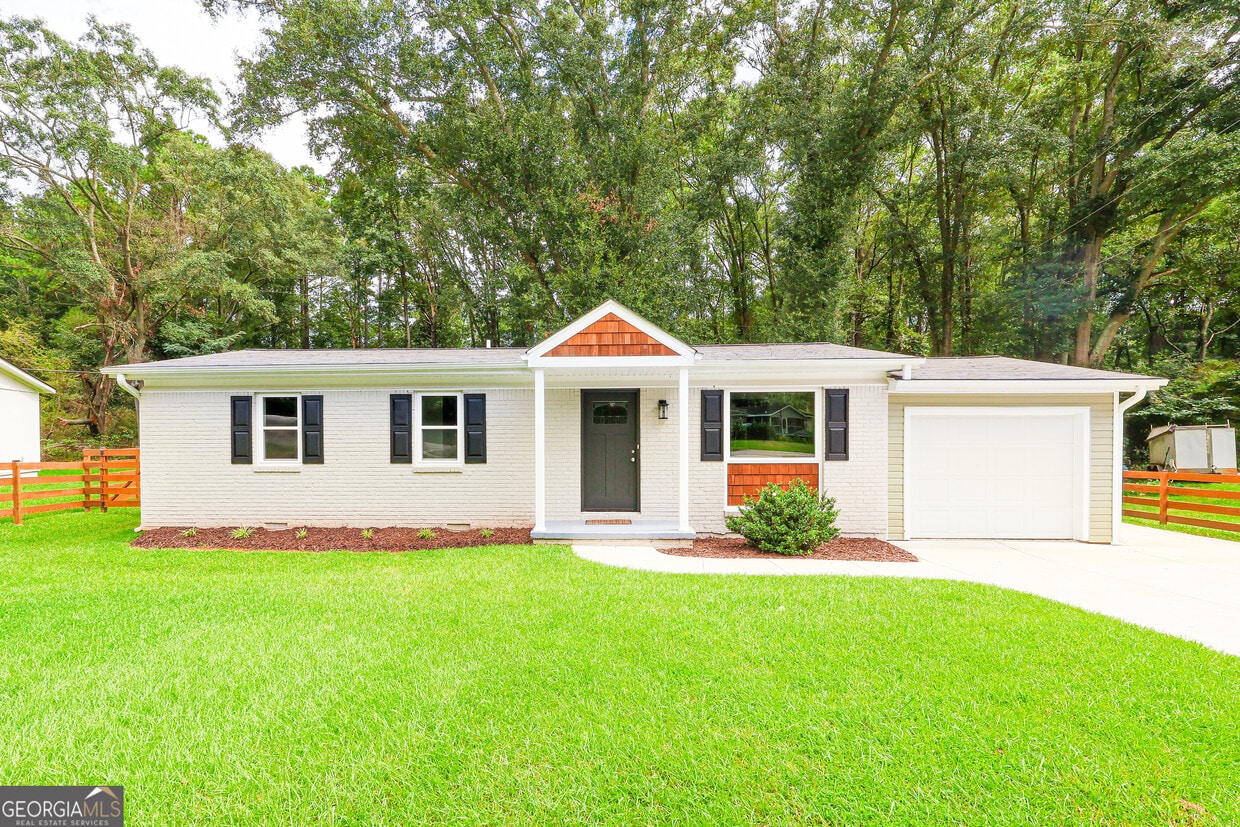 Primary Photo - 1208 Williams Cir