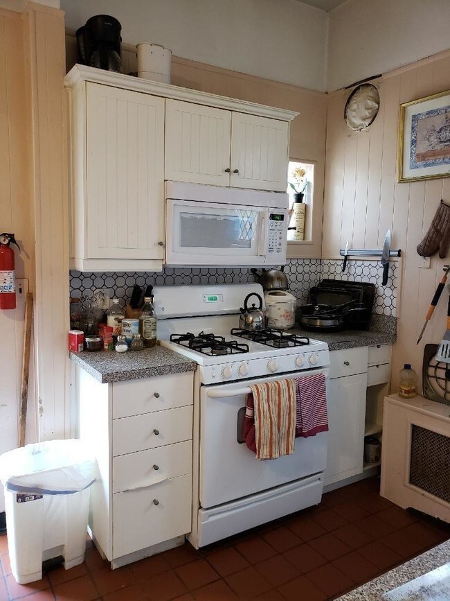 Building Photo - 1 bedroom in Philadelphia PA 19143